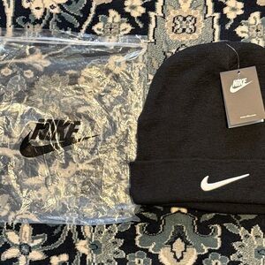 Nike Black Cuffed Beanie